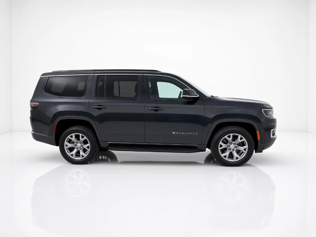 Used 2022 Baltic Gray Metallic Clearcoat Jeep Series I image 4