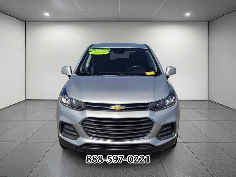 Used 2020 Silver Ice Metallic CHEVROLET LS image 8