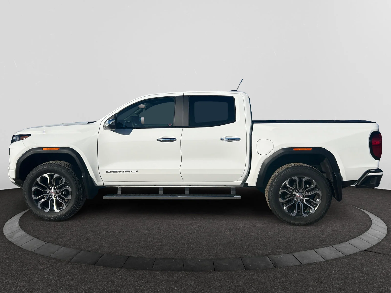 New 2026 Summit White GMC Denali image 2