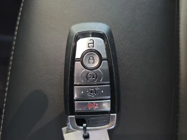 Used 2024 White Metallic Ford XLT image 35