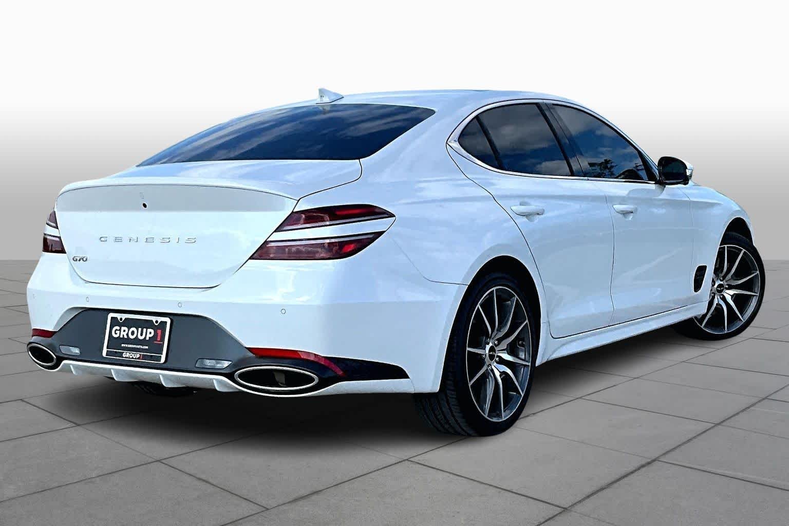 Certified Used 2026 Uyuni White Genesis 2.5T Prestige image 12