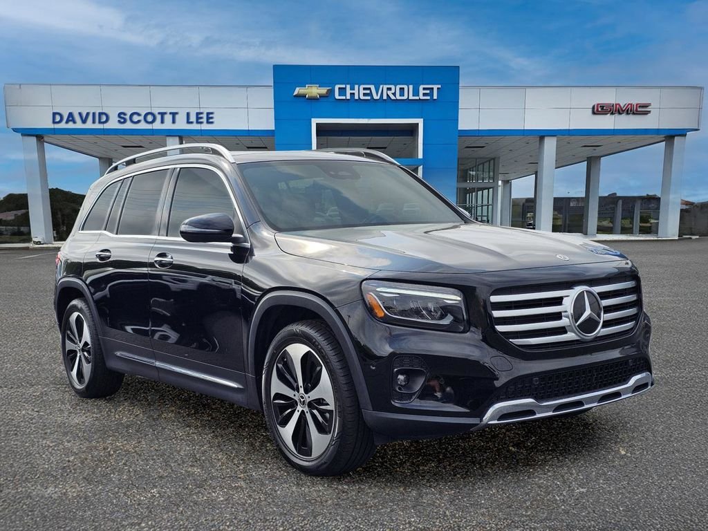 Used 2024  Mercedes-Benz GLB 250 image 5
