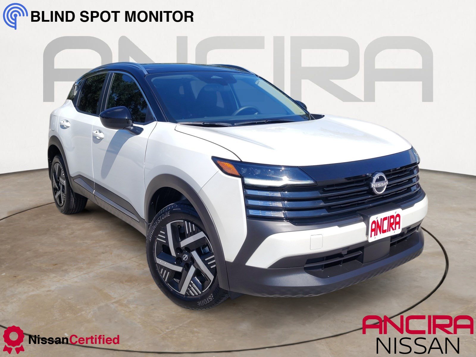 Certified Used 2026 Aspen White Tricoat/Super Black Nissan SV image 1