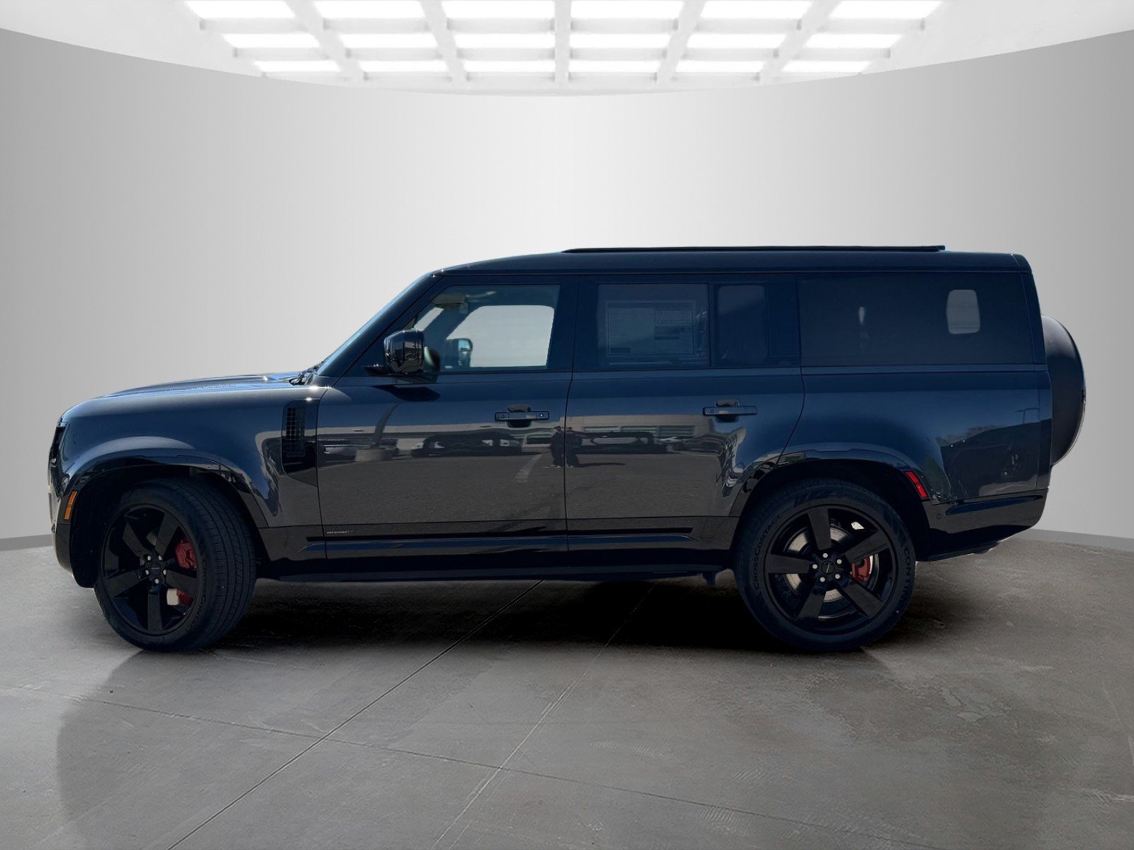 2026 Land Rover Defender X - Photo 8
