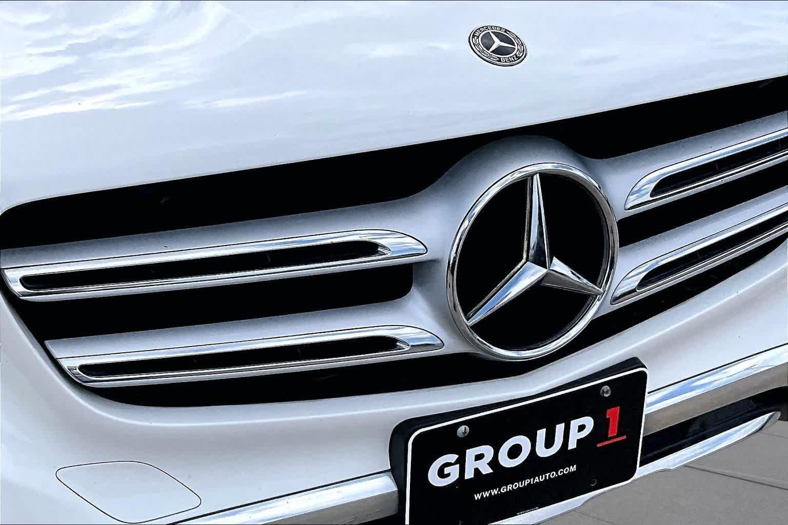 Used 2018 Polar White Mercedes-Benz GLC 300 image 29