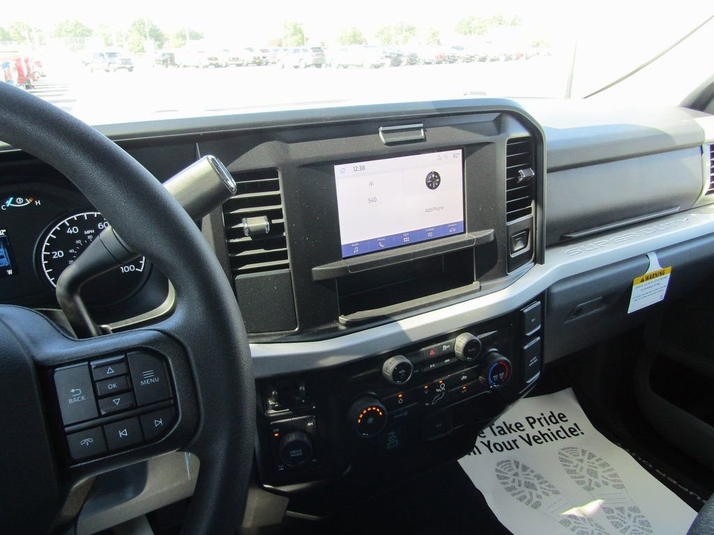 2026 Ford F-350 Super Duty XLT - Photo 24