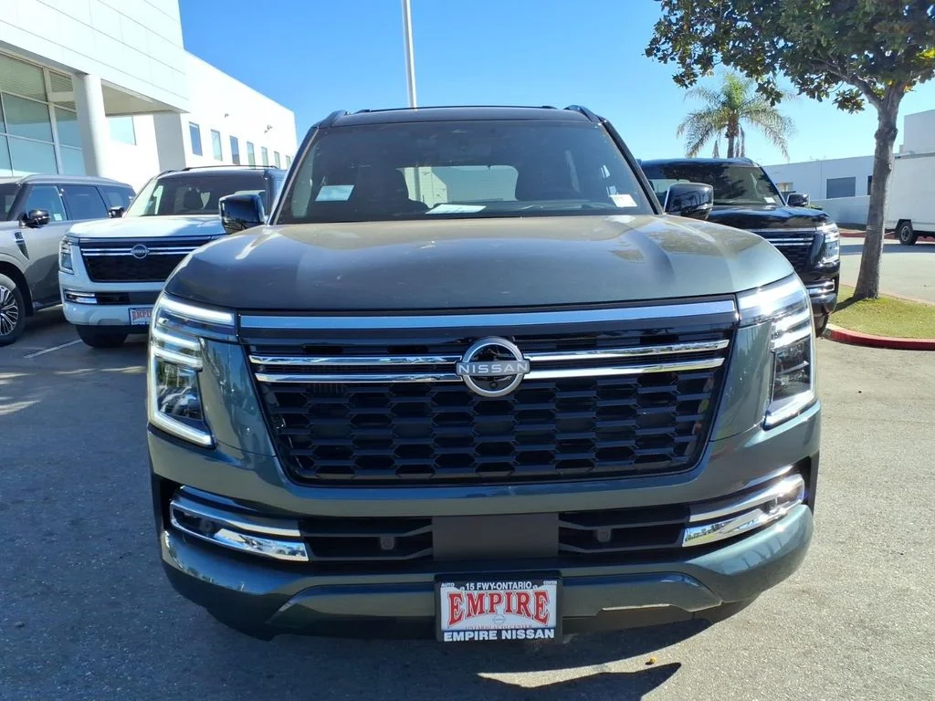 New 2026 Alpine Metallic / Super Black Two-tone Nissan Platinum Reserve image 3