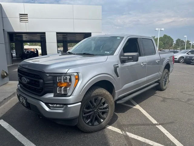 Used 2021 Silver Ford XLT image 2