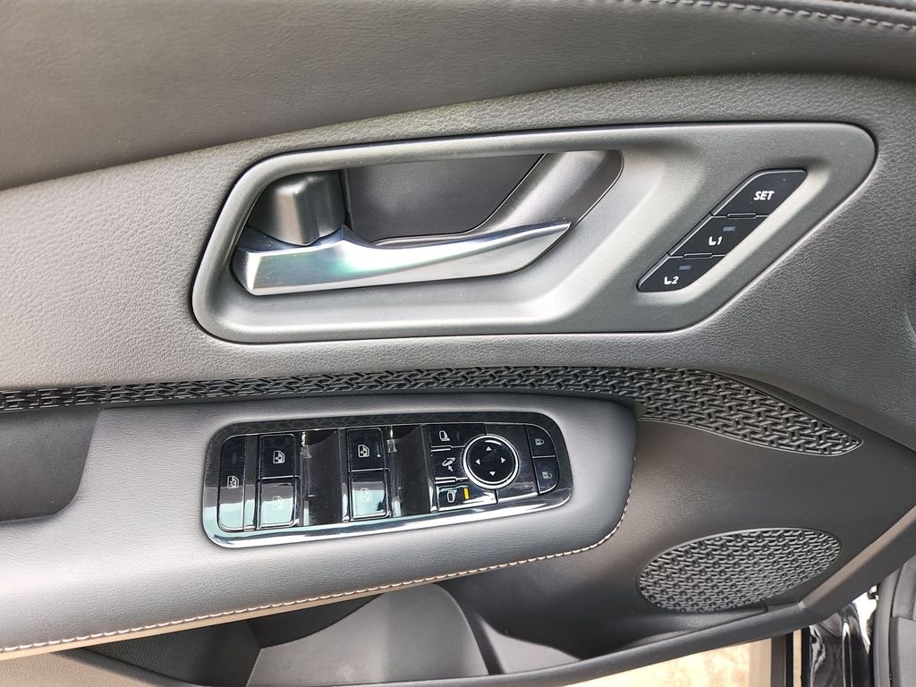 Certified Used 2023 Black Nissan ENGAGE image 30