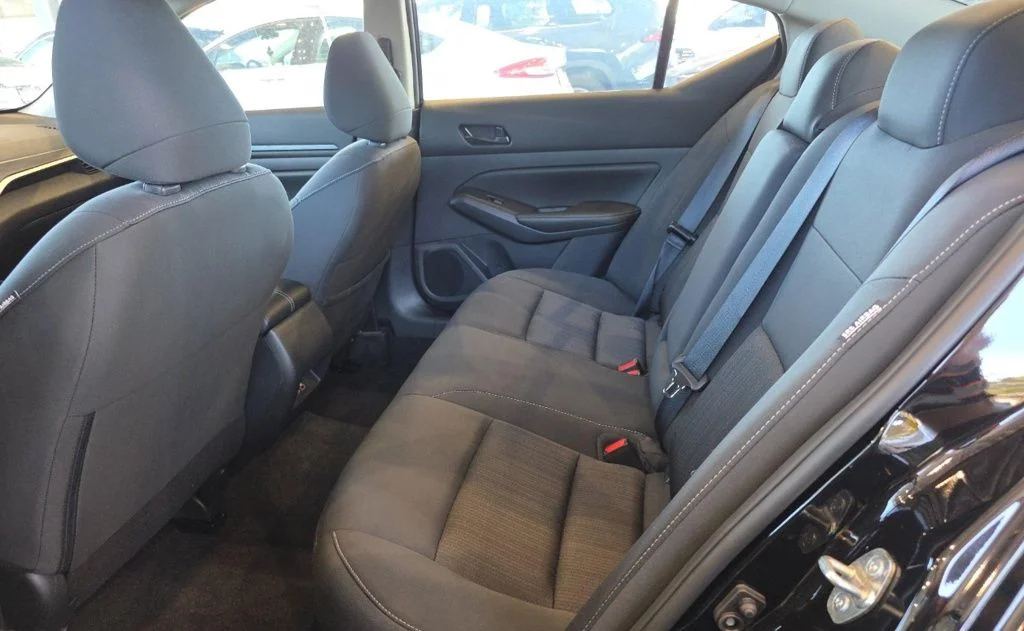 Used 2025 Black Nissan 2.5 SV image 12