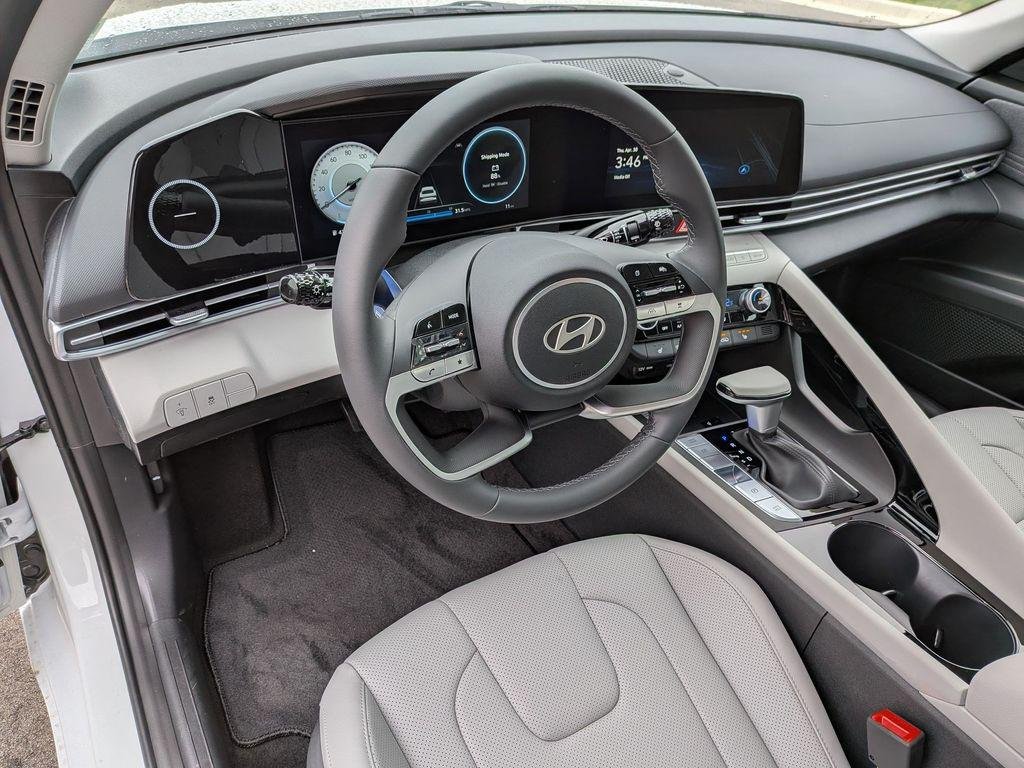 New 2026 White Hyundai Limited image 10