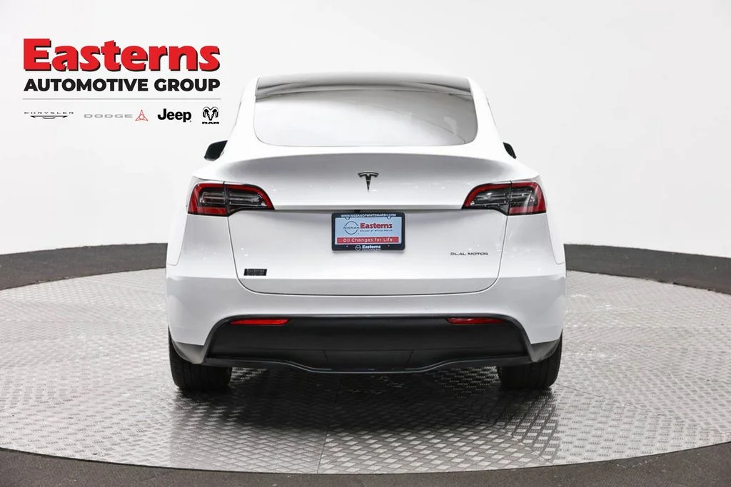 Used 2022 White Tesla Long Range image 8