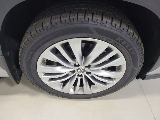 2024 Toyota Highlander Platinum - Photo 38