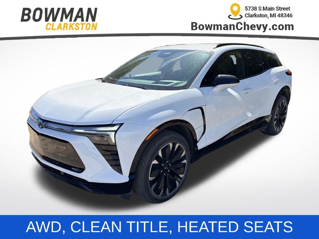 Used 2024 Summit White Chevrolet RS image 1