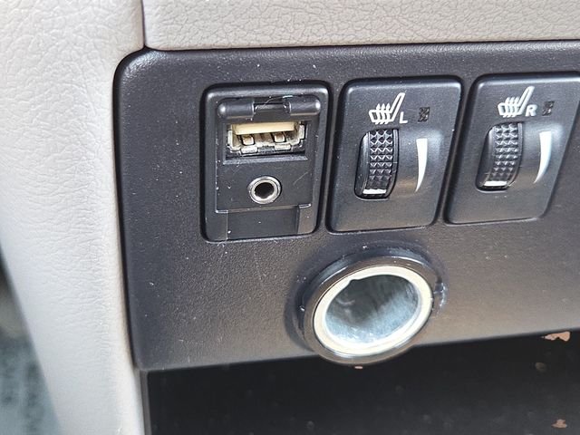 Used 2017 Red Toyota XLE image 11