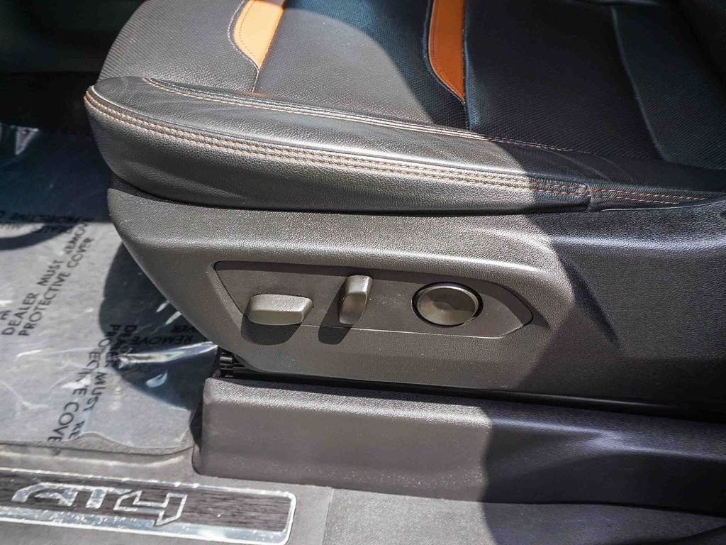 Used 2022 Titanium GMC AT4 image 19