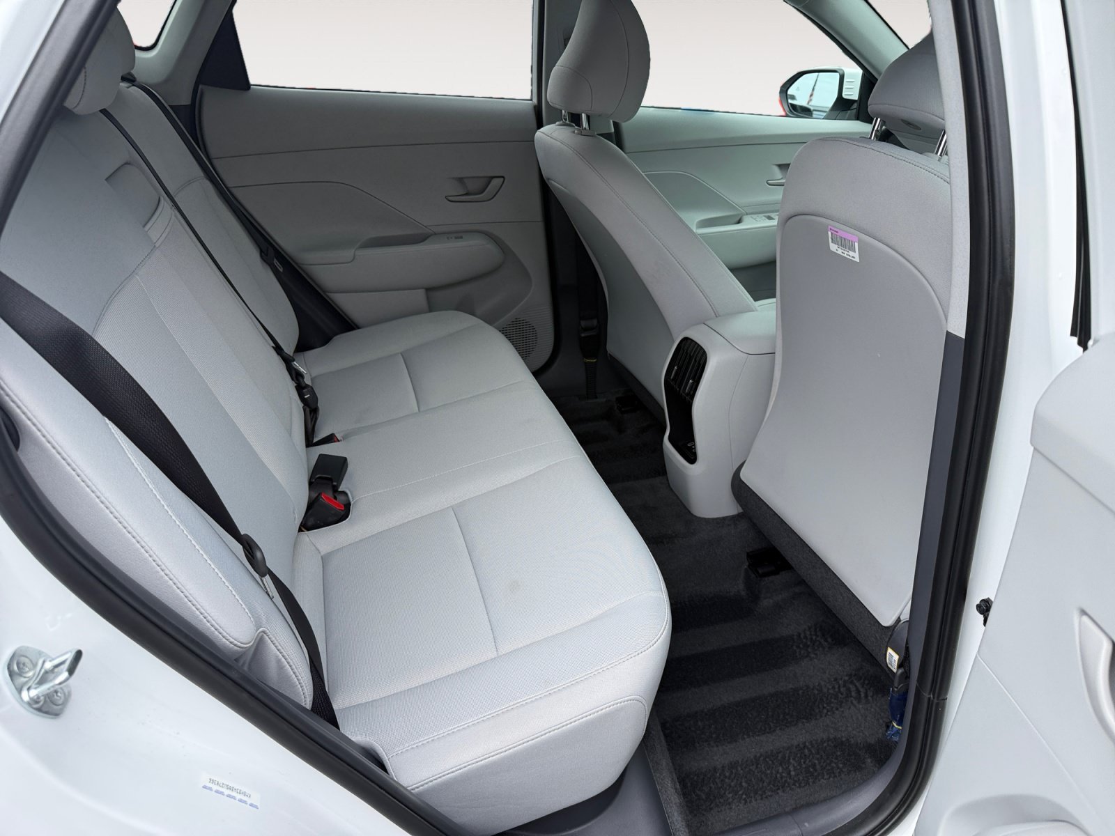 Certified Used 2025 White Hyundai SEL image 18