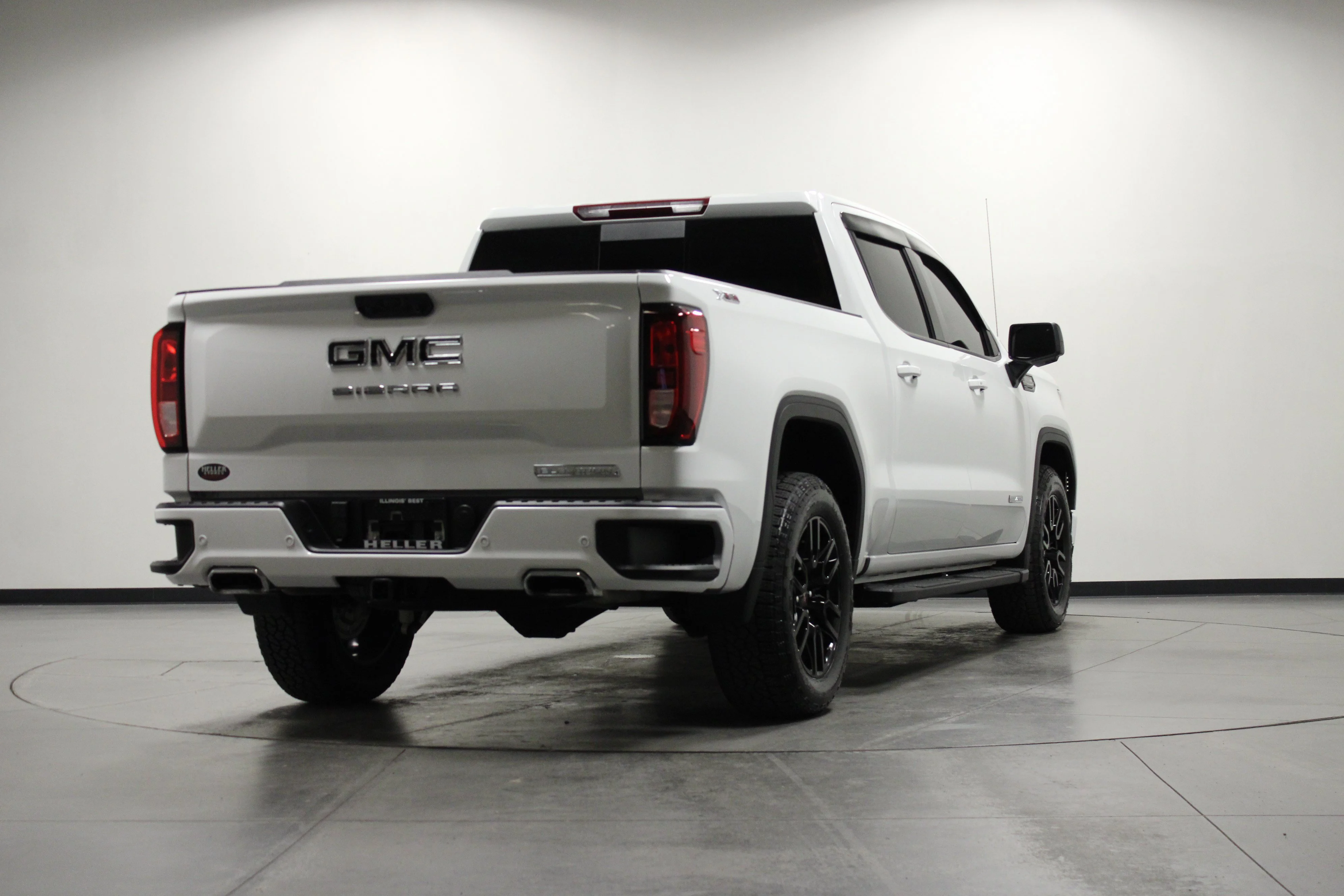 Used 2026 Summit White GMC Elevation image 4