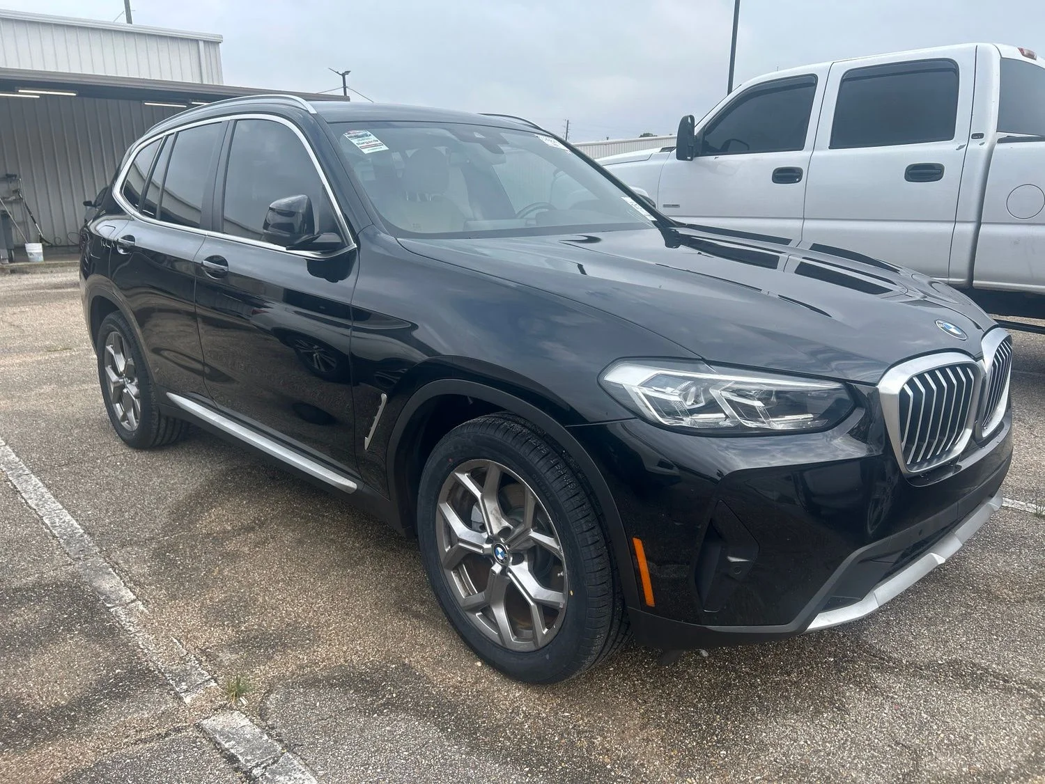 2022 BMW X3 sDrive30i's photo