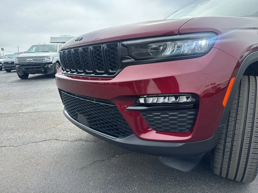 Used 2023 Red Jeep Limited image 46