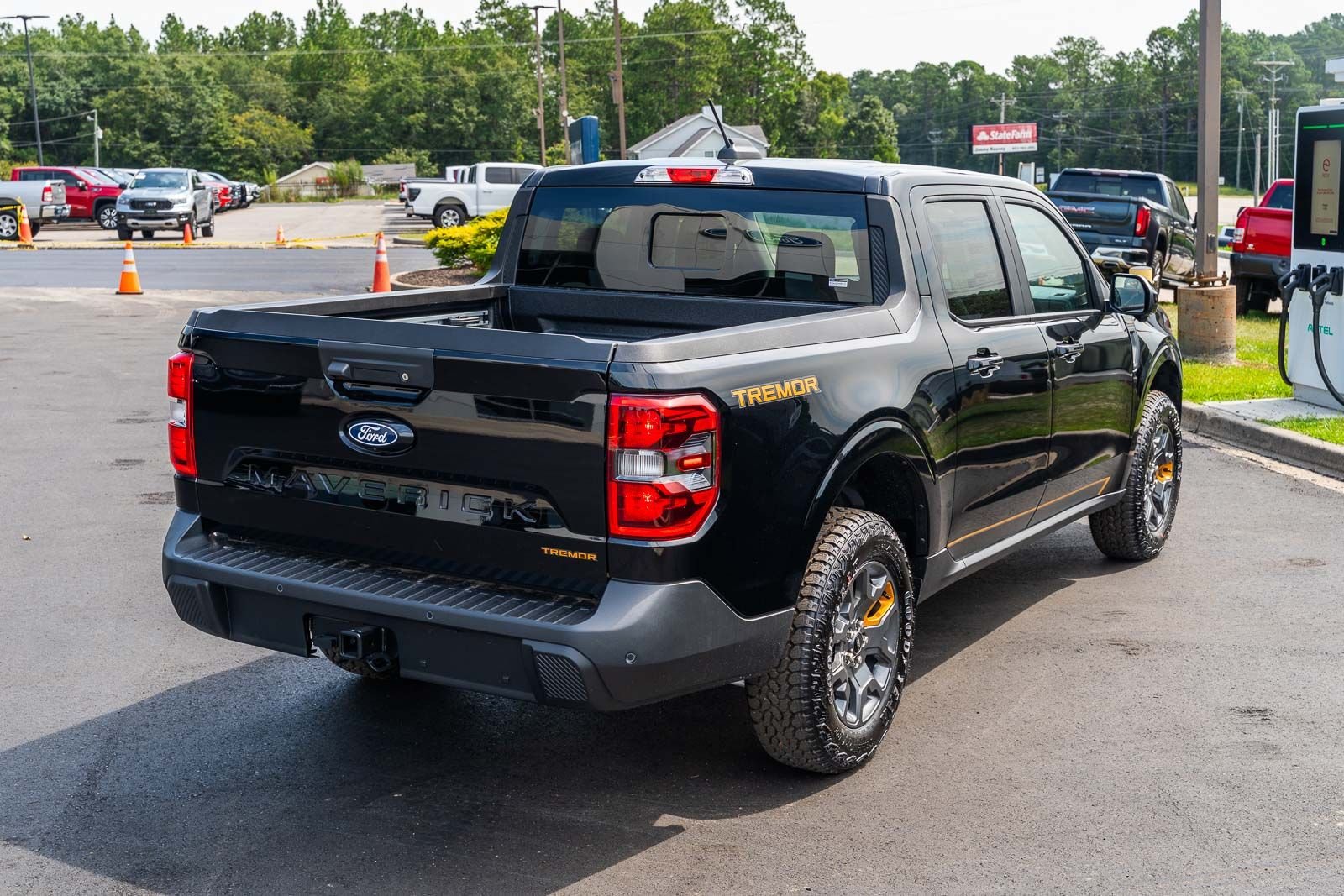 New 2026 Shadow Black Ford Tremor® image 4