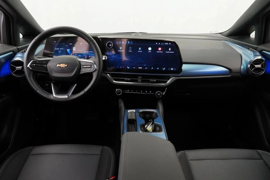 New 2026 Summit White Chevrolet LT image 7