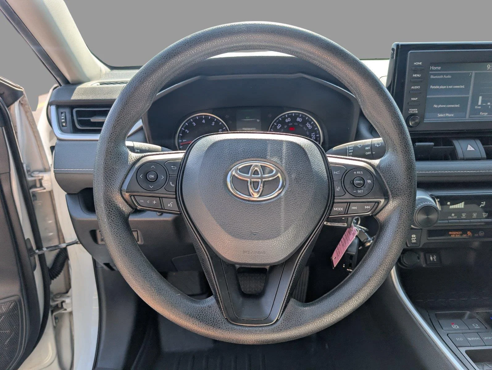 Used 2019 Super White Toyota LE image 26