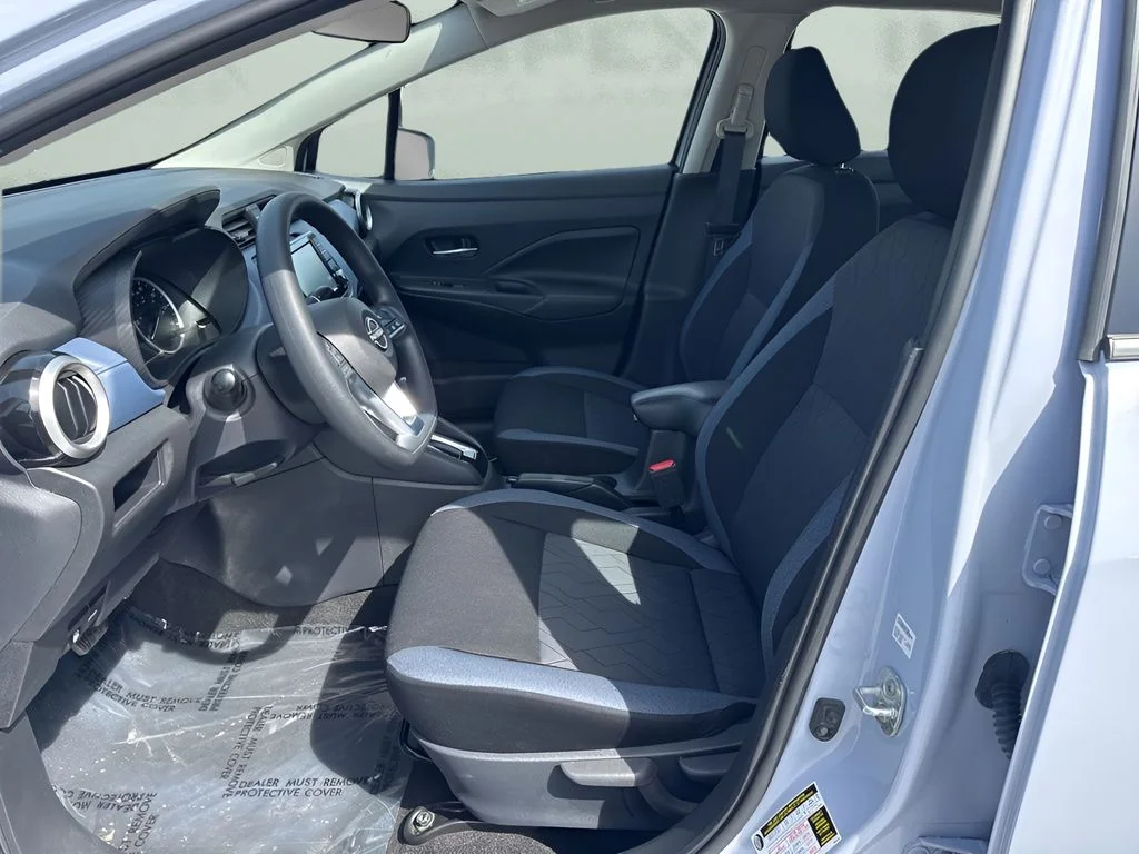 Used 2025 Gray Nissan 1.6 SV image 9