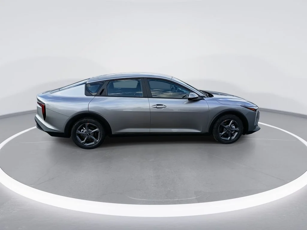 Used 2025 Gray Kia LXS image 9