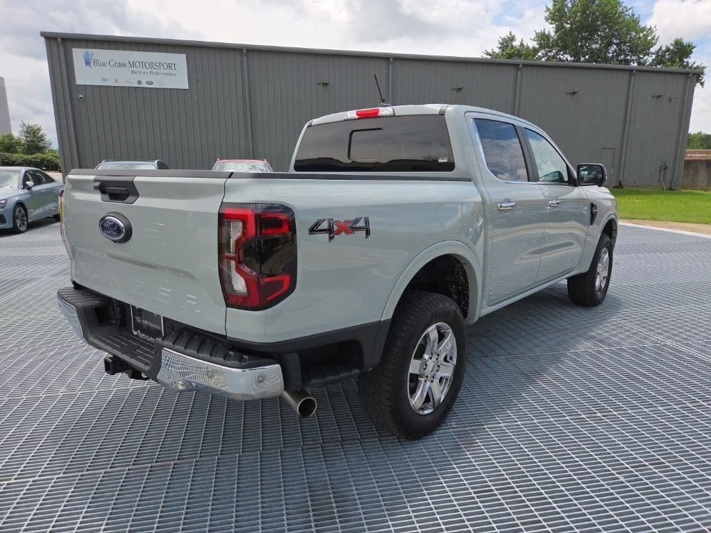 Used 2024 Cactus Ford Lariat image 5