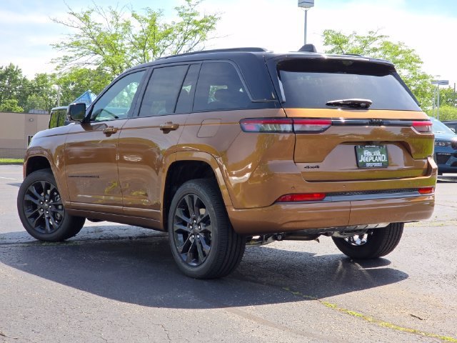 New 2026 Copper Shino Metallic Clear-Coat Exterior Paint Jeep Limited Reserve image 30