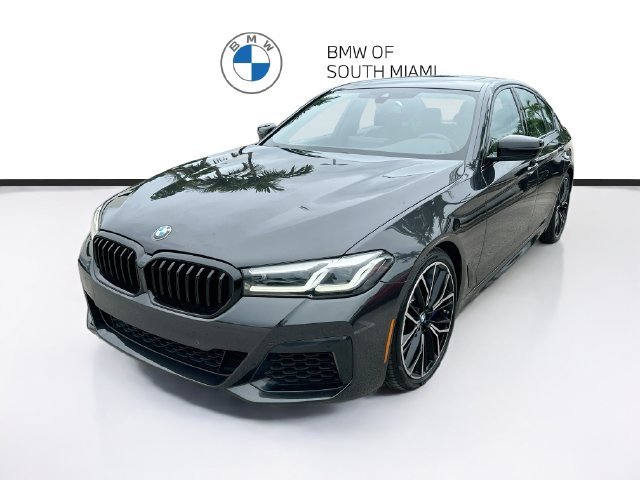 Used 2023 Gray BMW M550i xDrive image 3