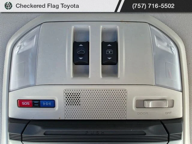 Used 2023 Magnetite Gray Metallic Subaru Onyx Edition image 23