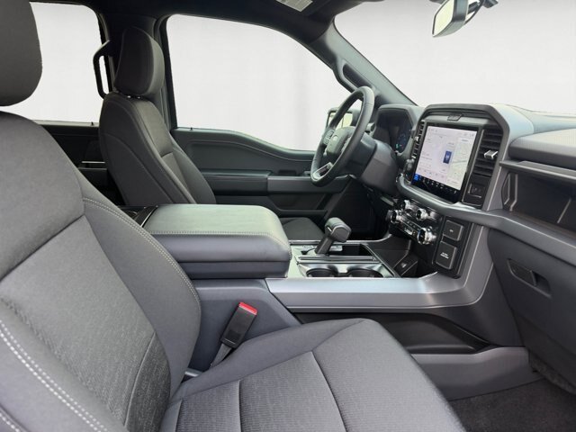 New 2026 Carbonized Gray Metallic Ford XLT image 16
