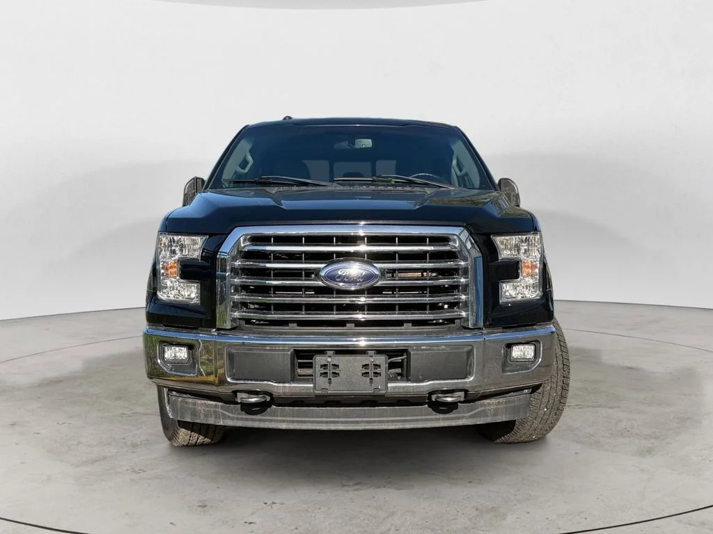 Used 2017 Black Ford XLT image 6