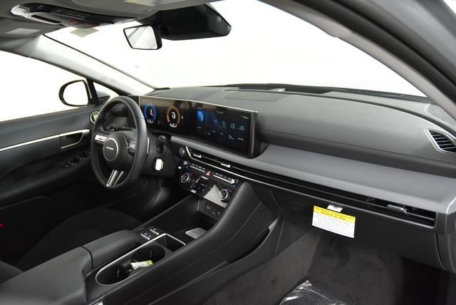 New 2026 Silver Hyundai SEL image 13