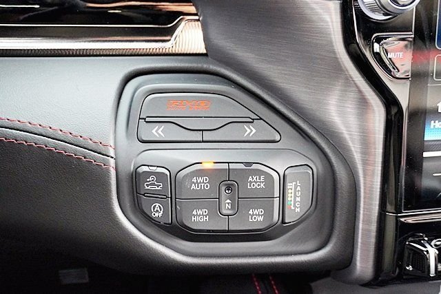 New 2026 Diamond Black Crystal Pearl-Coat Exterior Paint RAM RHO image 37