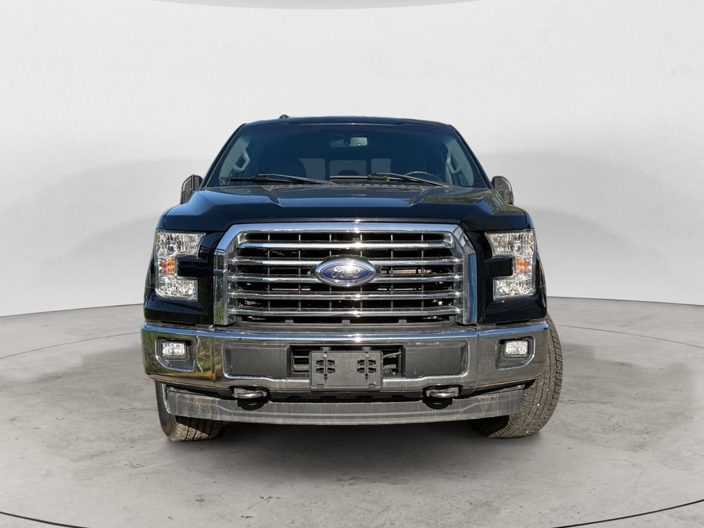 Used 2017 Black Ford XLT image 6