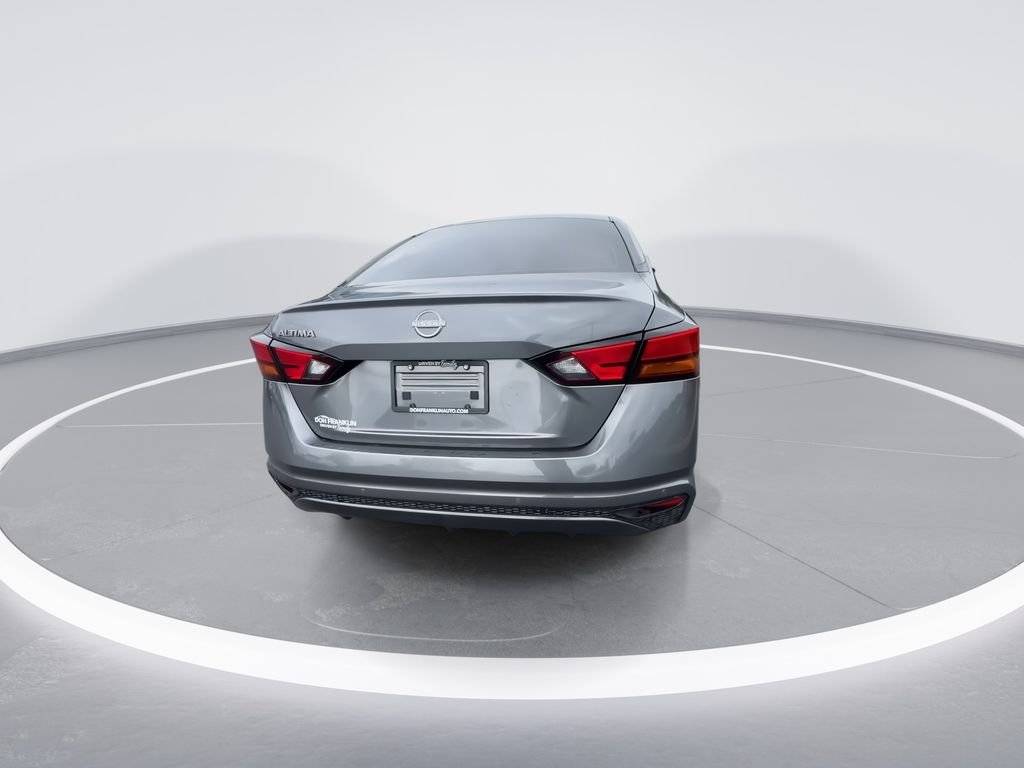 Used 2023 Gray Nissan 2.5 S image 7