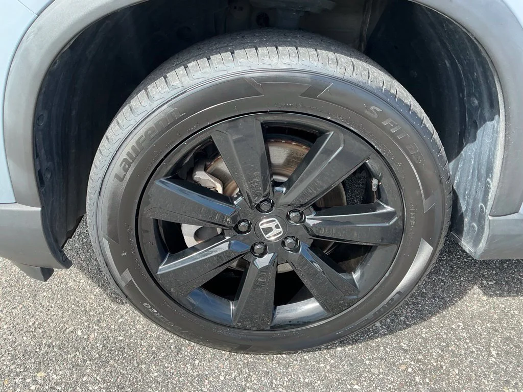 Used 2025  Honda Black Edition image 28