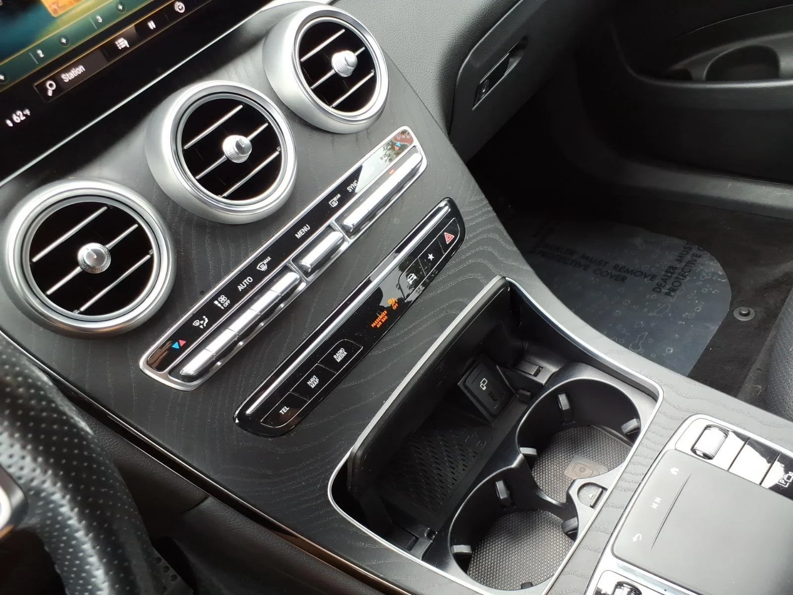 Used 2023 Black Mercedes-Benz GLC 300 image 21