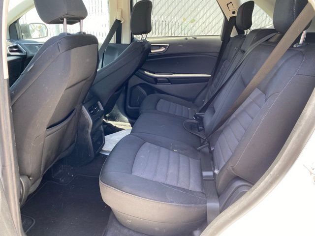 Used 2022 White Ford SE image 7