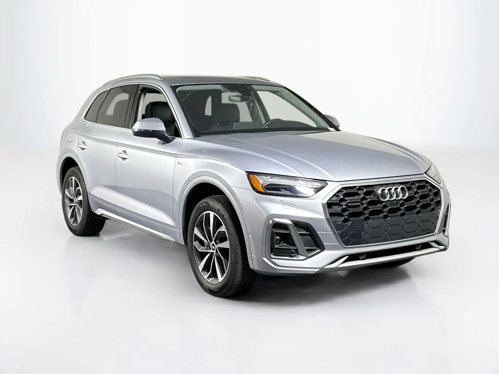 Used 2023 Florett Silver Metallic Audi 45 S line Prestige image 7