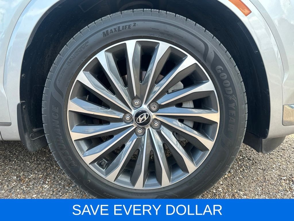 Used 2023 Silver Hyundai Calligraphy image 23