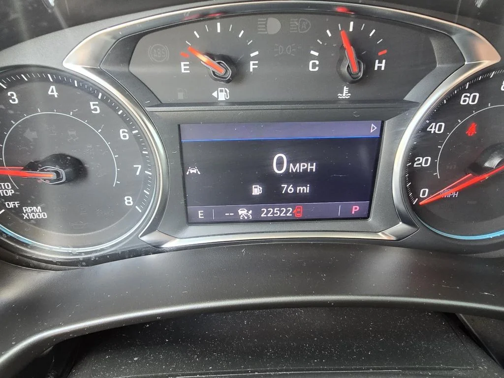 Used 2023 Iridescent Pearl Tricoat Chevrolet Premier image 13