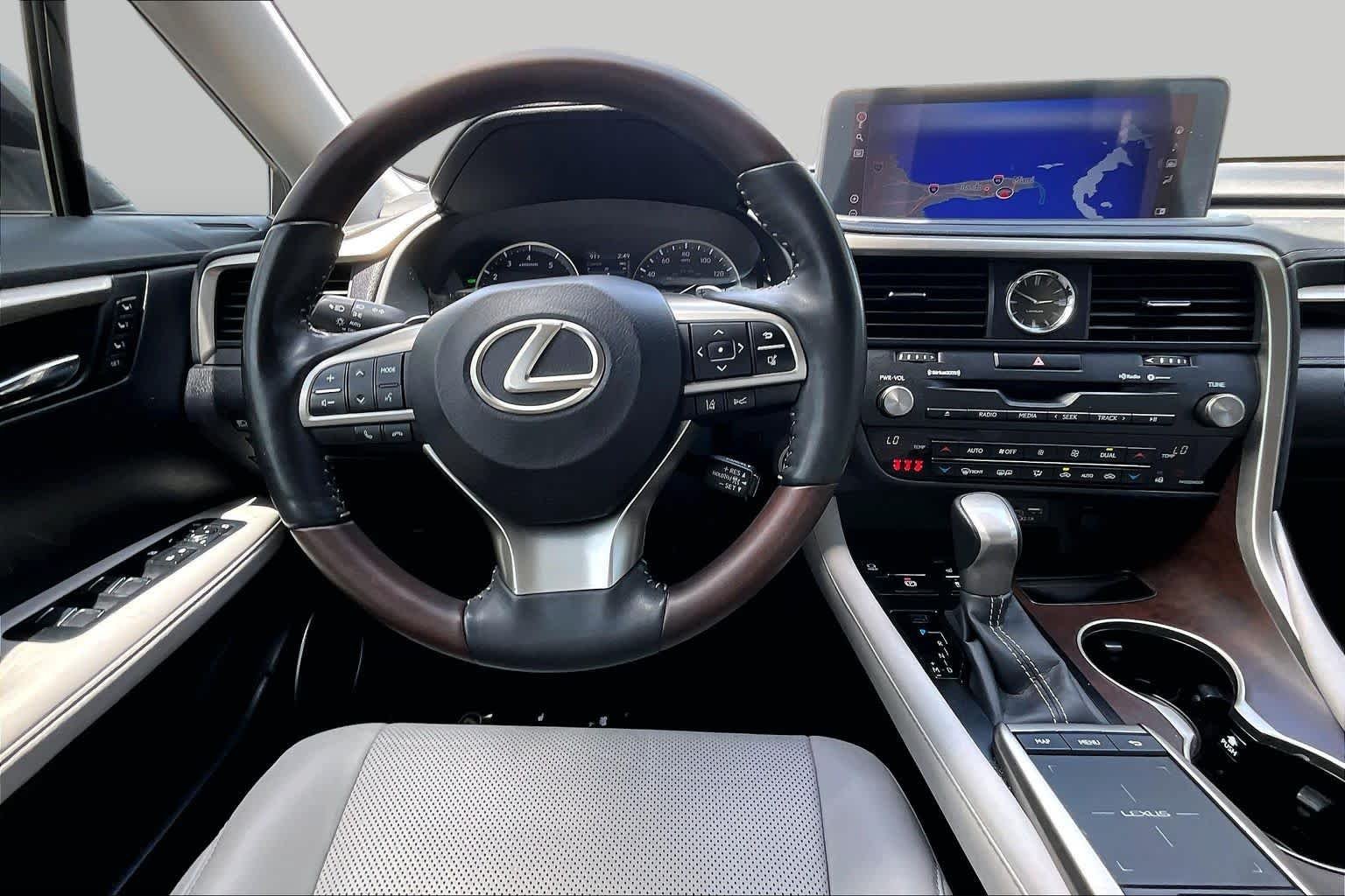 Certified Used 2020 Atomic Silver Lexus  image 6