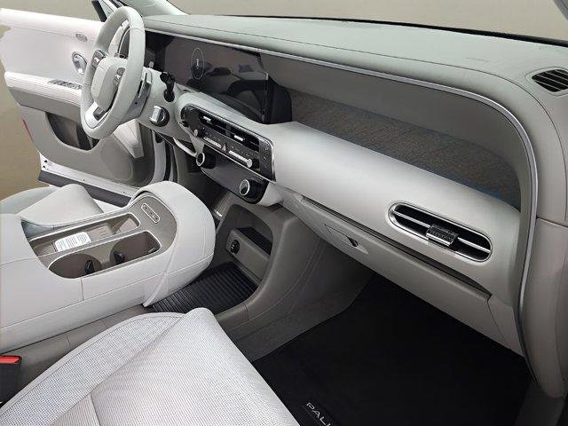 New 2026 White Hyundai SEL Premium 8P image 27