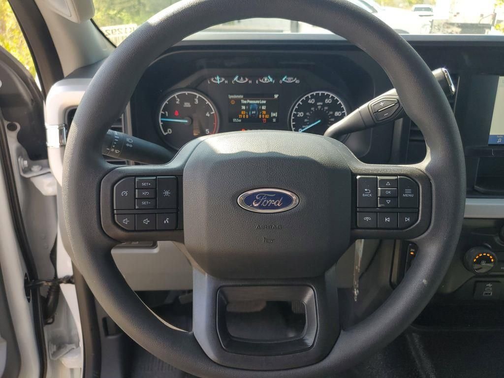 New 2026 Oxford White Ford F-550® XL image 9