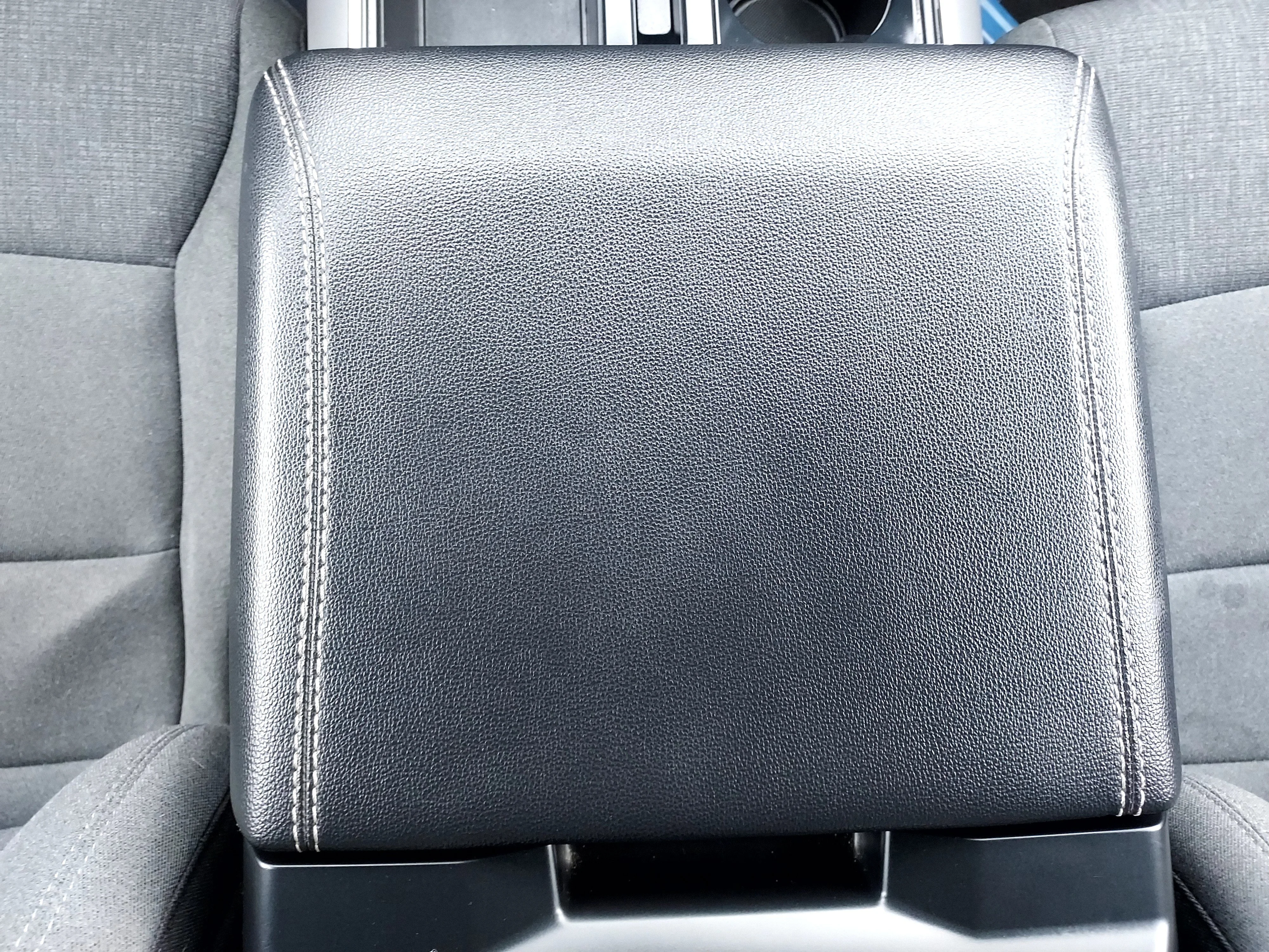 Used 2024 Gray Ford XLT image 16