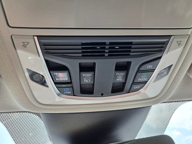 Used 2024 Brown Acura 3.5L image 37